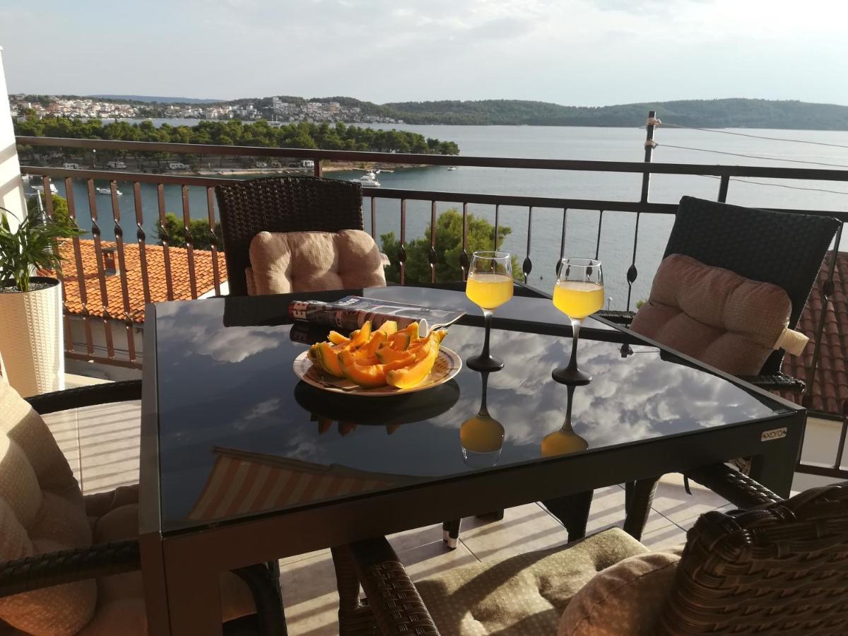 Apartment Kristina Трогір Екстер'єр фото