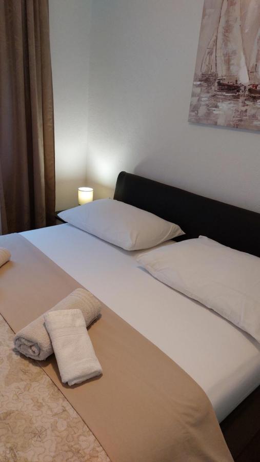 Apartment Kristina Трогір Екстер'єр фото