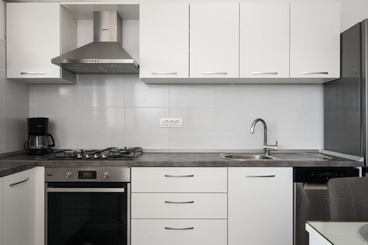 Apartment Kristina Трогір Екстер'єр фото