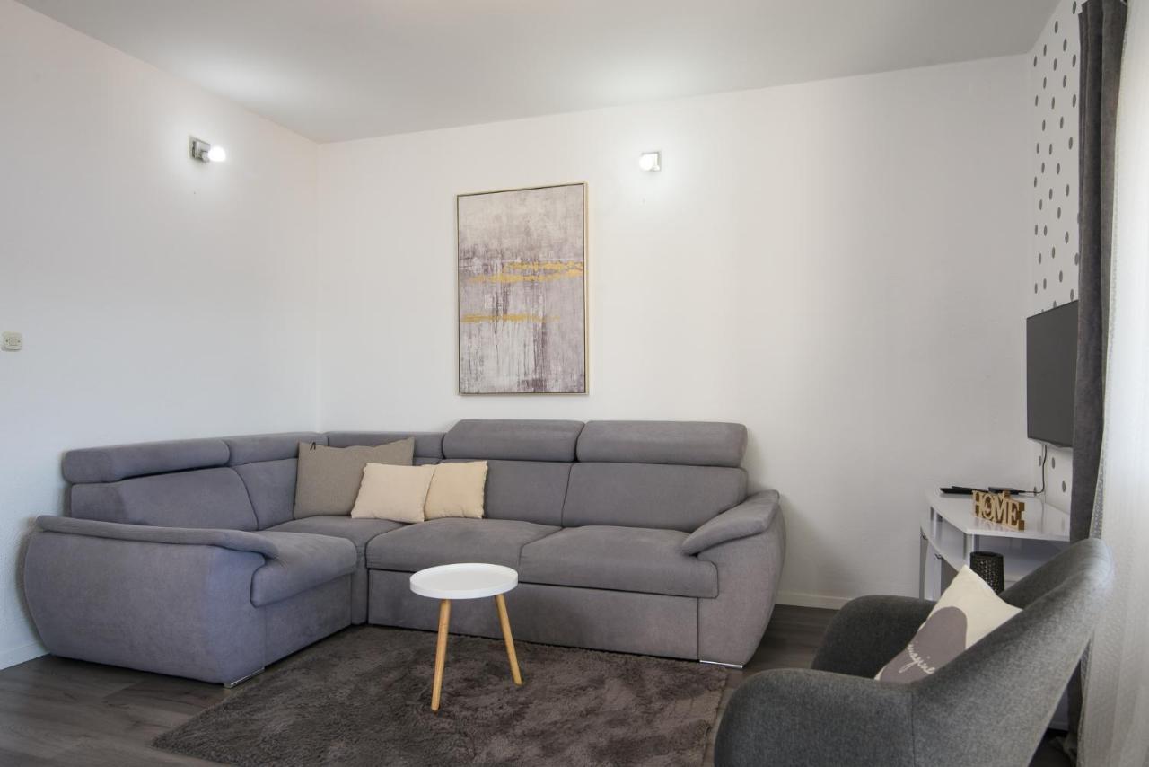 Apartment Kristina Трогір Екстер'єр фото