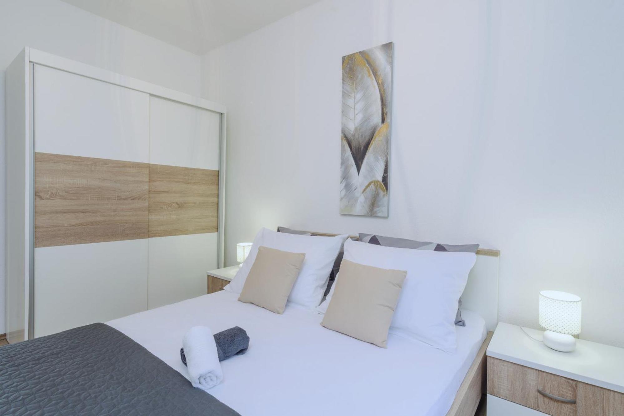Apartment Kristina Трогір Екстер'єр фото